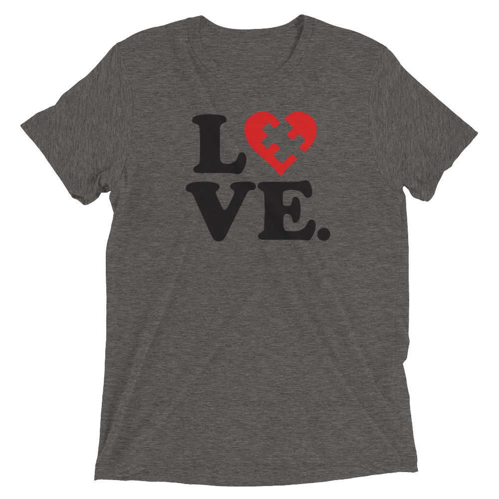 LOVE Tee